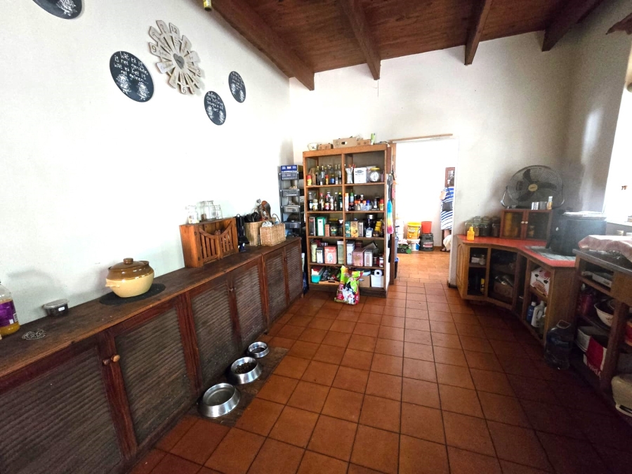 4 Bedroom Property for Sale in Lemoenkloof Western Cape